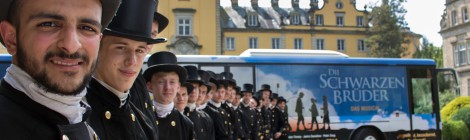 Die Schwarzen Brüder auf Glücksbringertour