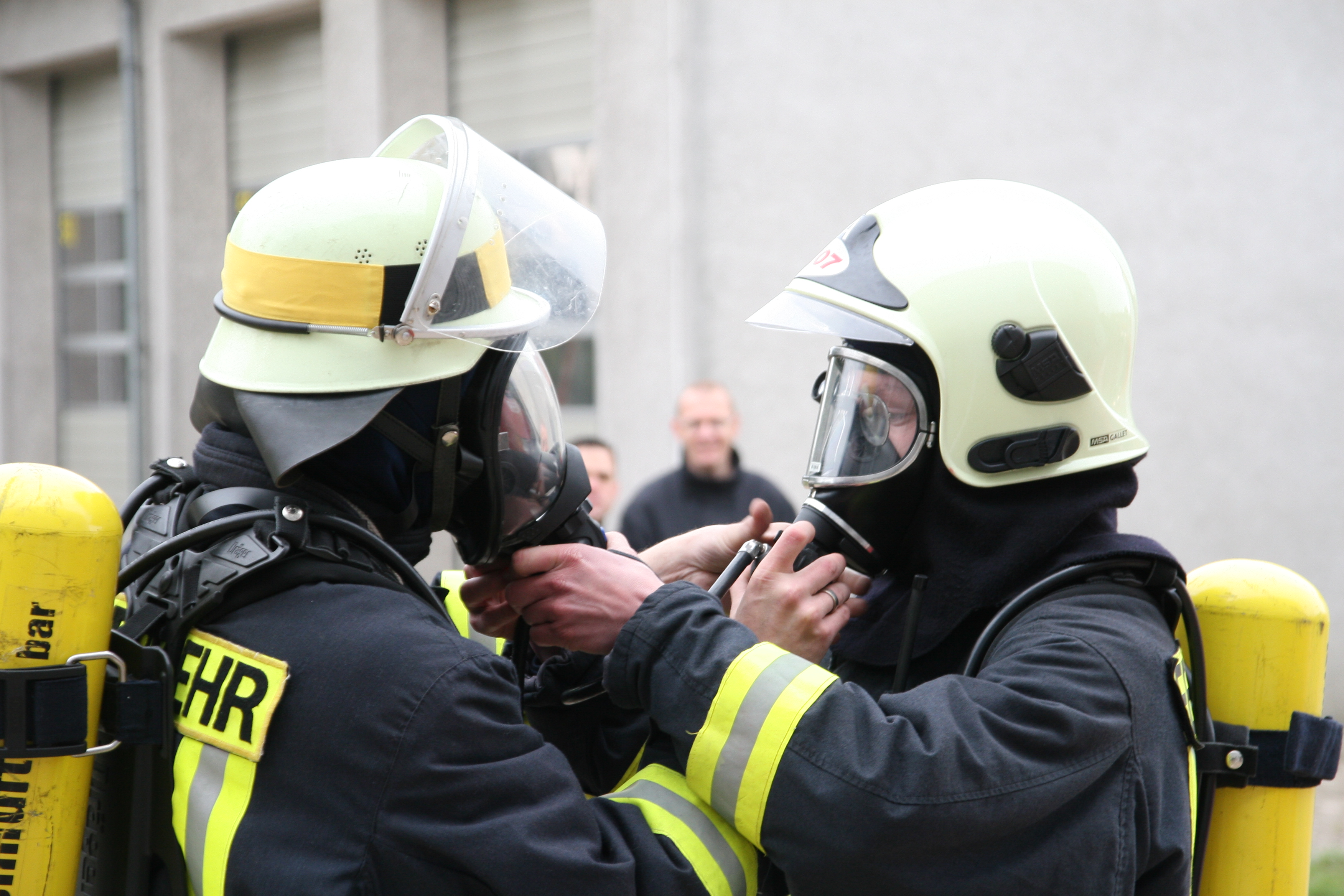 Eine Ausbildungsgemeinschaft der Feuerwehren Minden, Porta und Petershagen ermöglichen zeitlich flexiblere Lehrzeiten.